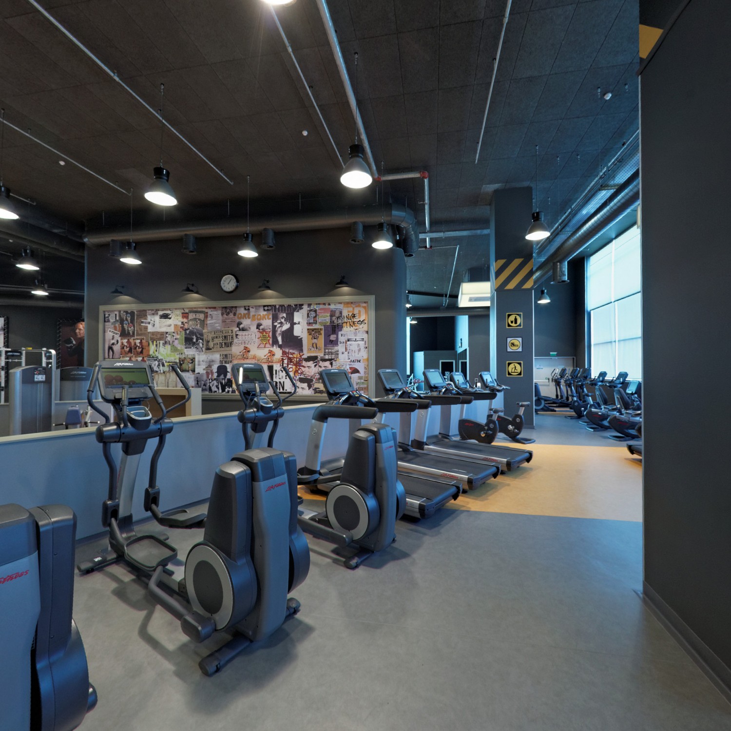 product Тренажорна зала image carousel