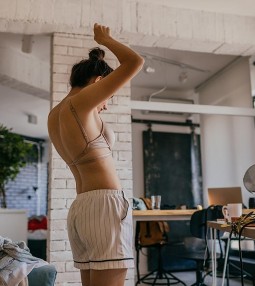 article Пилинг, отстраняване на възрастови петна&hellip; Не правете това сами у дома! thumbnail