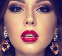 offer Вечерен грим с мигли thumbnail